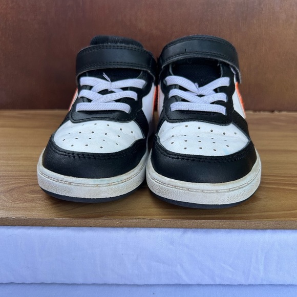 Nike Black and Orange Sneakers with Classic Swoosh - Picture 2 of 7